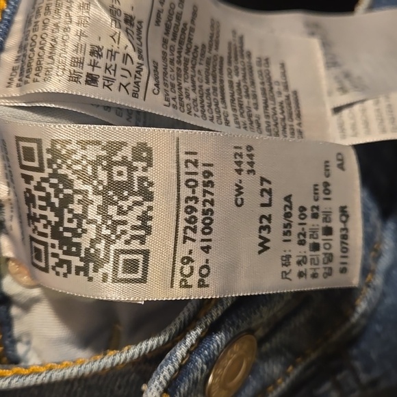 Levi's Women's Ribcage Straight Ankle Jeans Medium Wash Size 32 - Picture 11 of 13